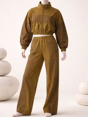 Women’s Lightweight Outfit Set Cropped Track Jacket & Wide Leg Pants Size L